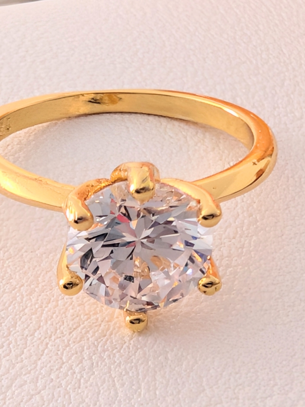 3 carat round brilliant cut Moissanite solitaire engagement ring ๐โ๏ธ๐ - Picture 4 of 12